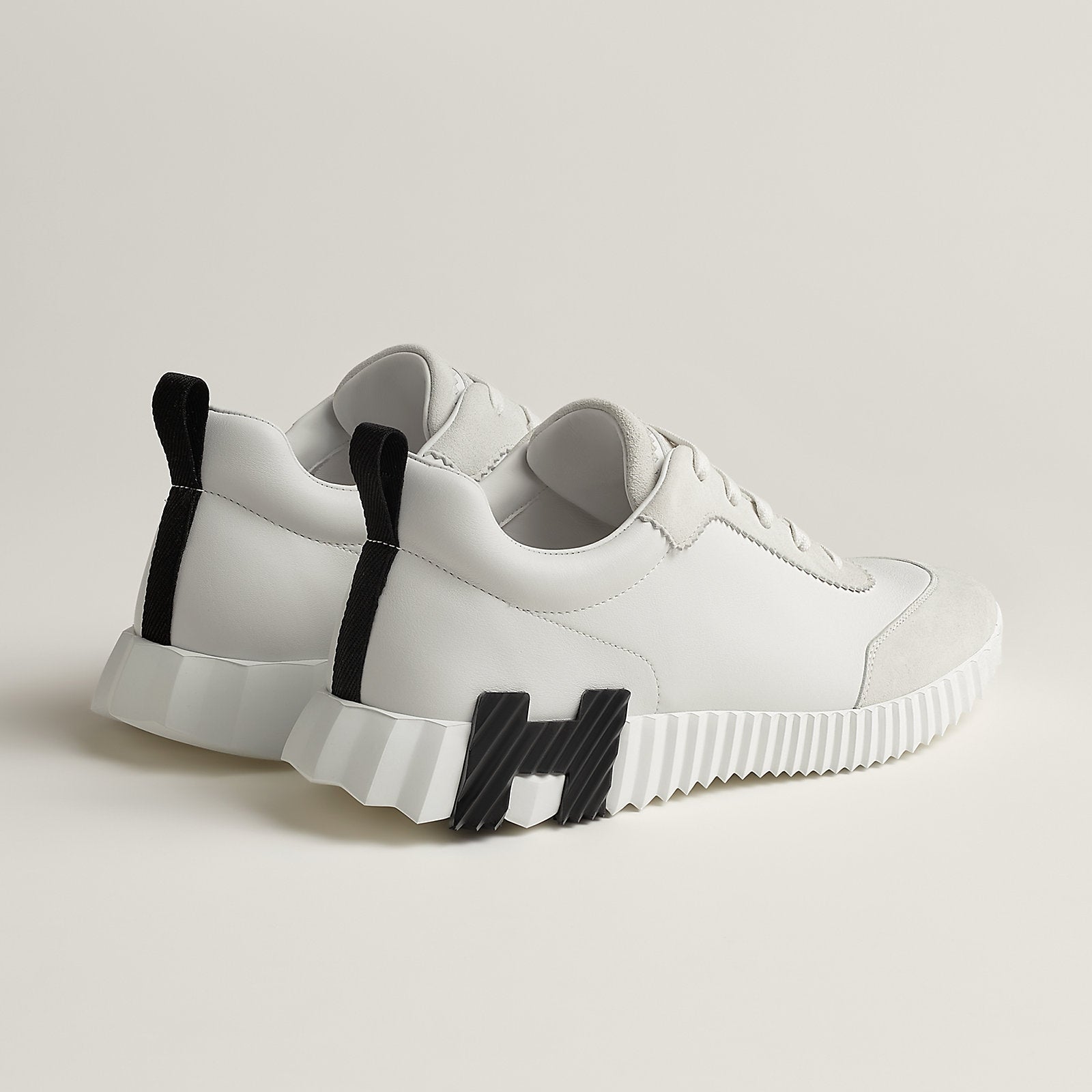 Hermès bouncing