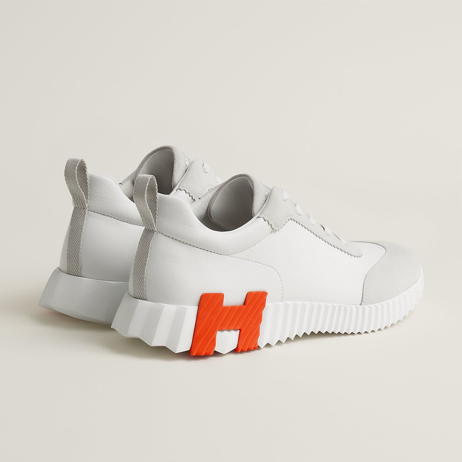 Hermès bouncing