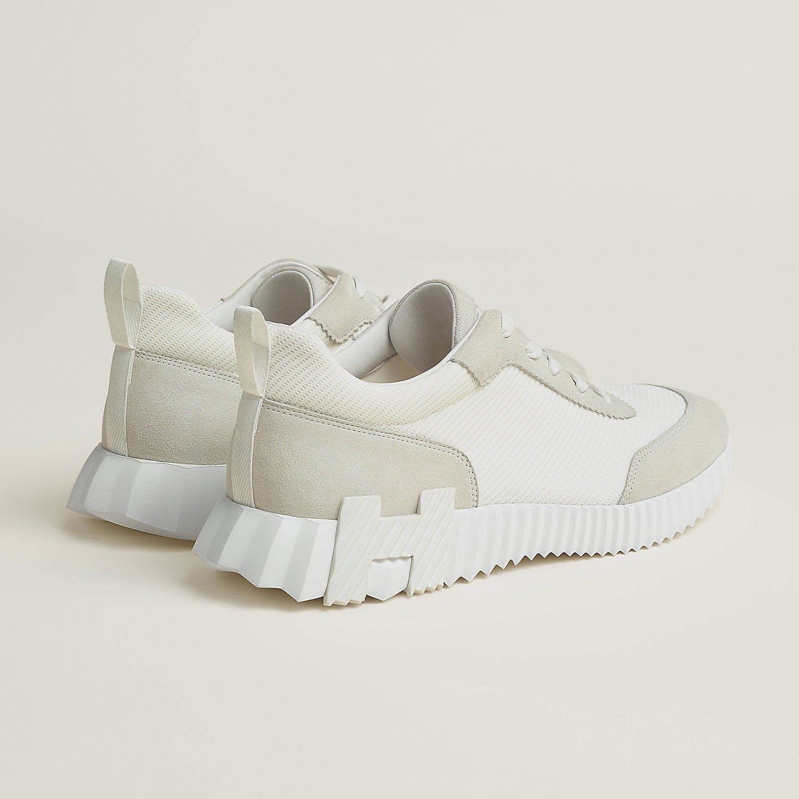 Hermès bouncing